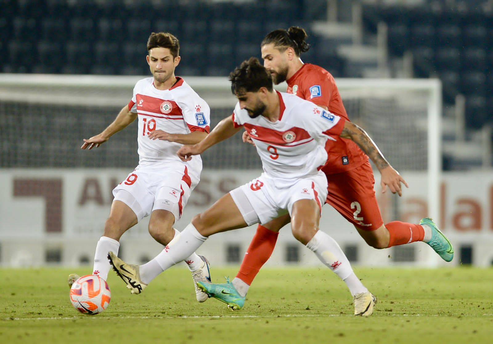 Football Lebanon - تعادل سلبي ثانٍ بين لبنان وفلسطين
