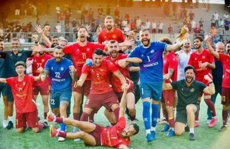 Football Lebanon - النجمة يضرب موعدا مع الأنصار على حسم اللقب في الجولة الأخيرة بعد فوزه على العهد