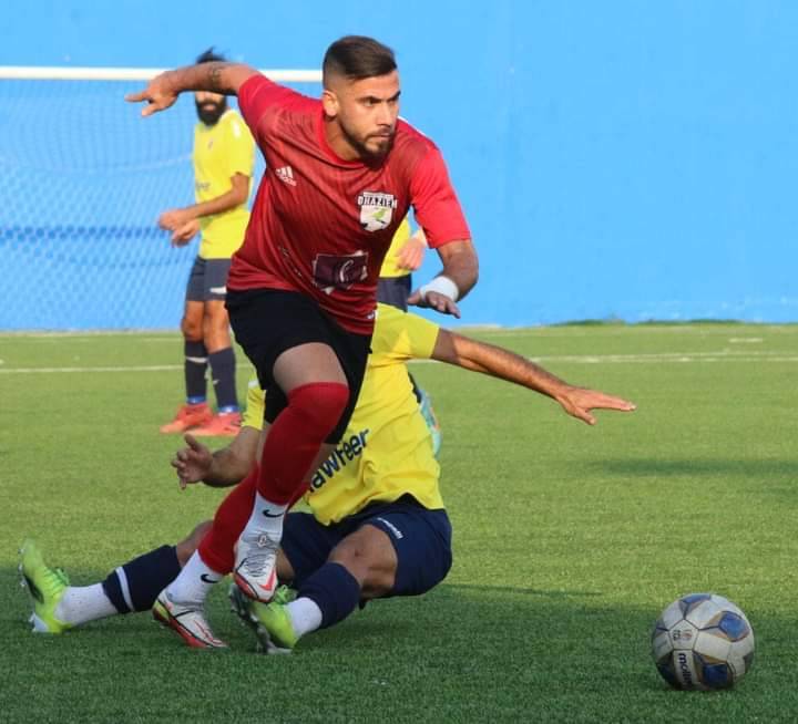 Football Lebanon - حسن ملاح يدرس العروض