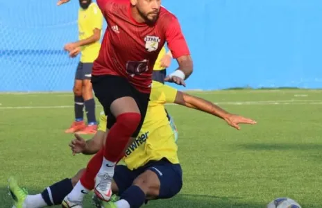 Football Lebanon - حسن ملاح يدرس العروض