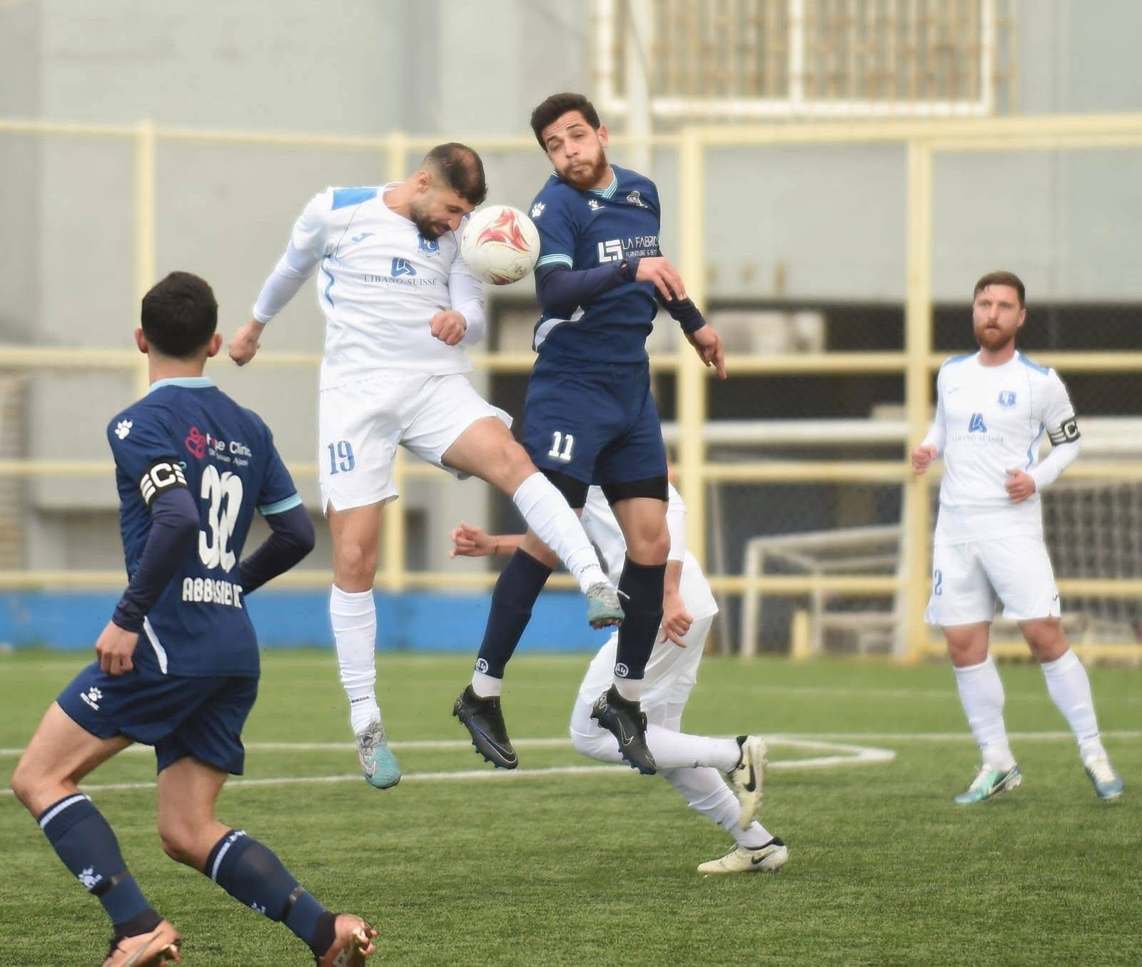 Football Lebanon - التعادل السلبي يحسم لقاء الراسينغ والرياضي العباسية