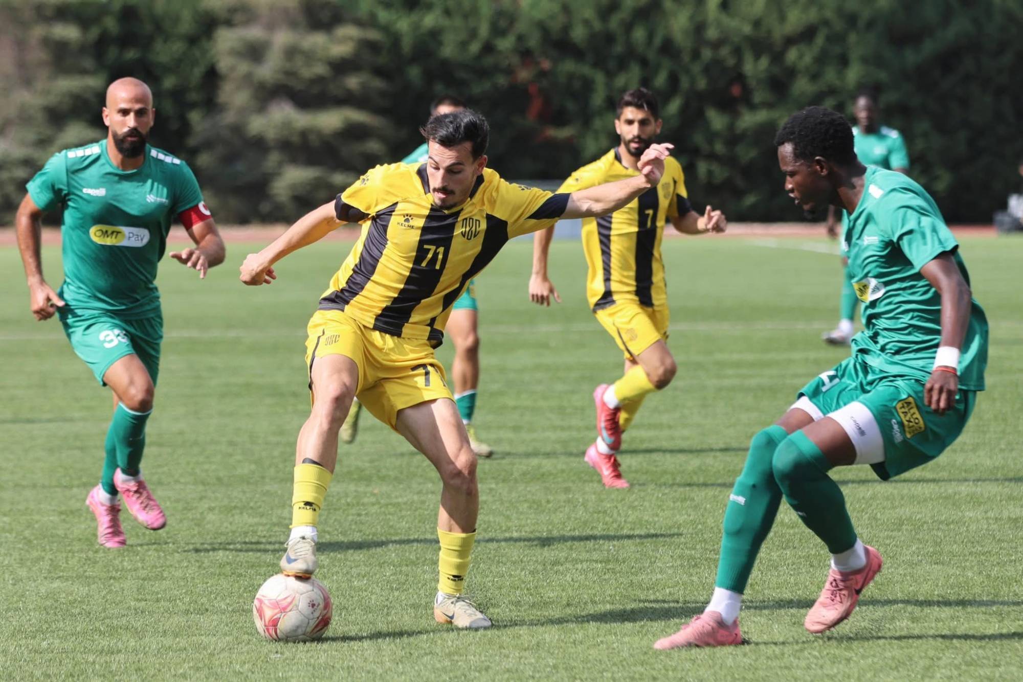 Football Lebanon - تعادل الحكمة والعهد في الجولة العاشرة من التصفية النهائية لأوائل الدوري اللبناني