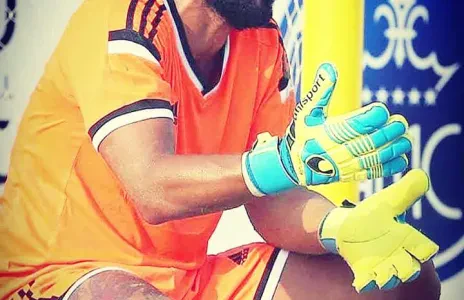 Football Lebanon - في كأس لبنان... حارس مرمى - مهاجم !!