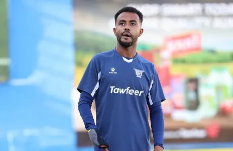 Football Lebanon - الصفاء يُعلن هن انهاء عقد موسم اللاعب الجزائري أيمن لقجع