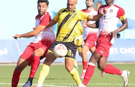 Football Lebanon - فوز العهد على التضامن صور