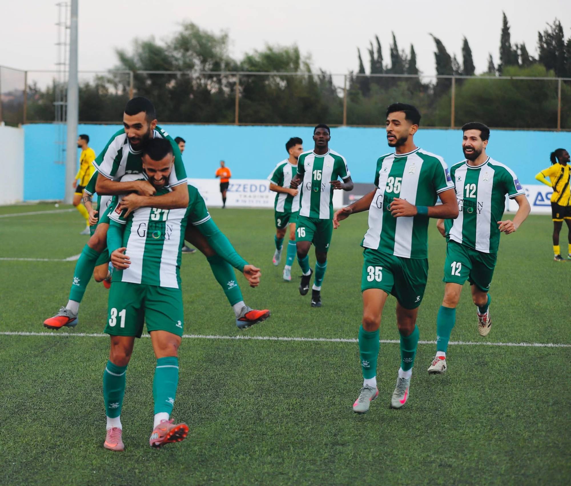 Football Lebanon - فوز عريض للأنصار على العهد 5-1