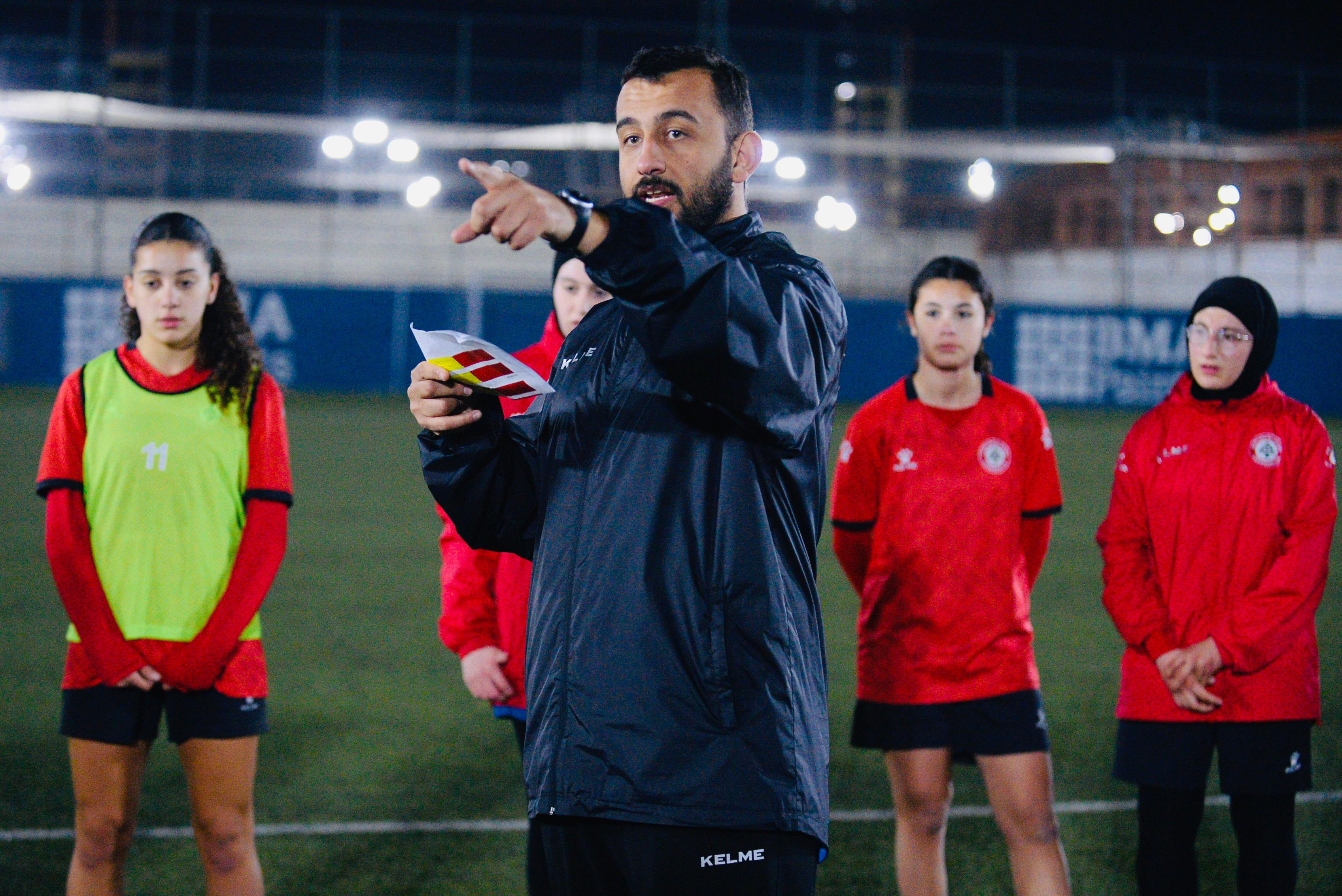 Football Lebanon - معوض : " لا نكتفي بالمشاركة طموحنا المنافسة ووضع لبنان على الخارطة الآسيوية "