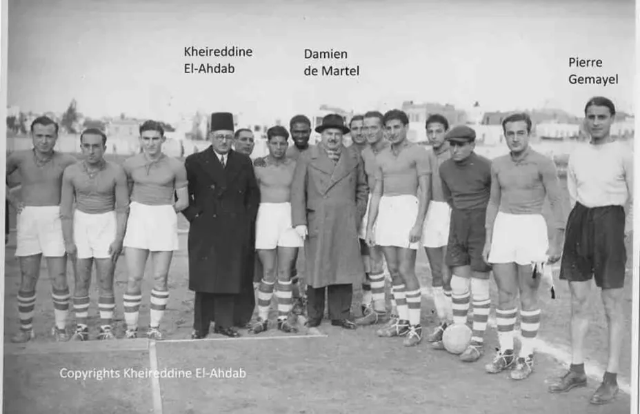 Football Lebanon - أقدم صورة موثّقة لفريق كرة قدم لبناني تعود إلى عام 1937