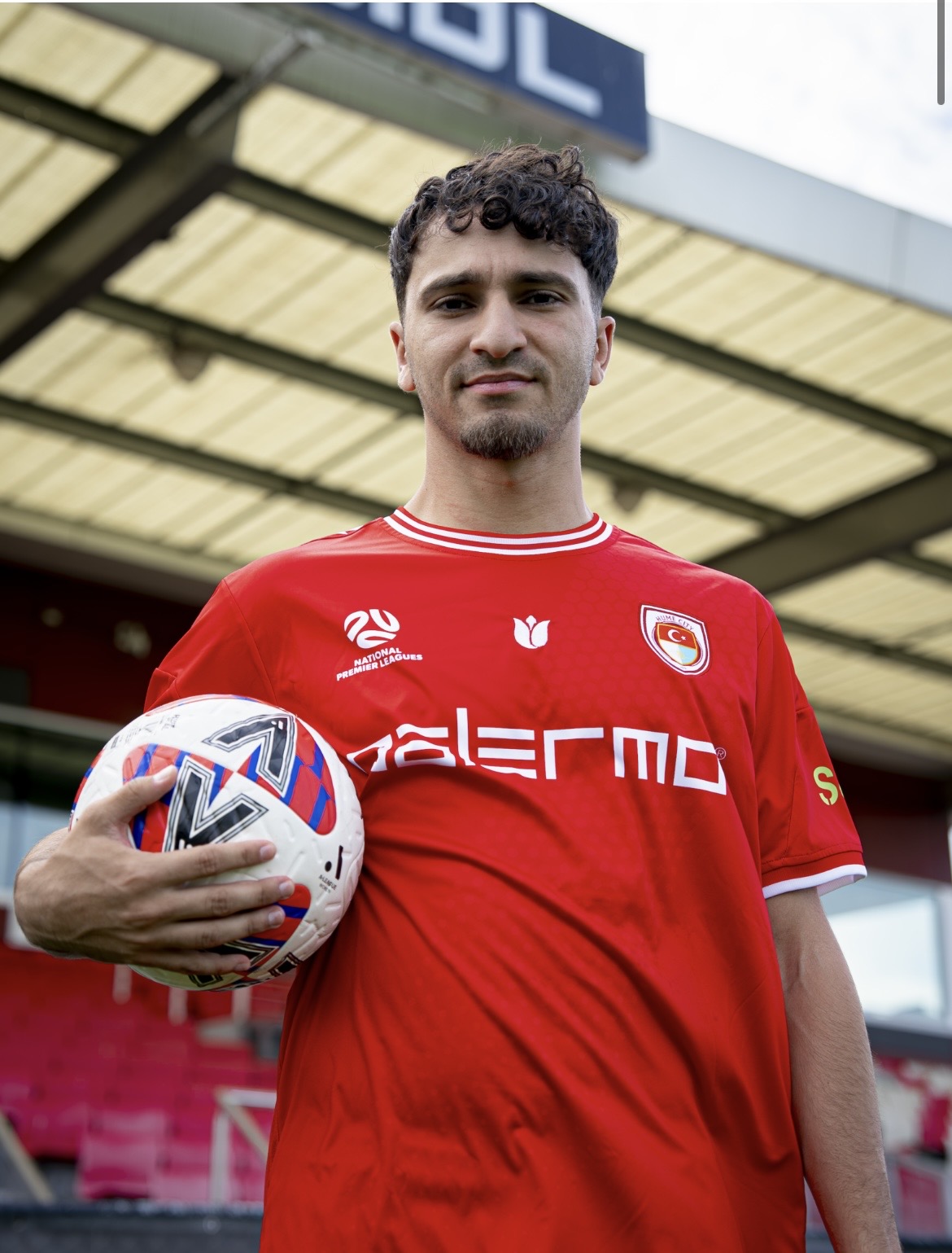 Football Lebanon - هيوم سيتي يضمّ الدولي اللبناني خضر قدّور