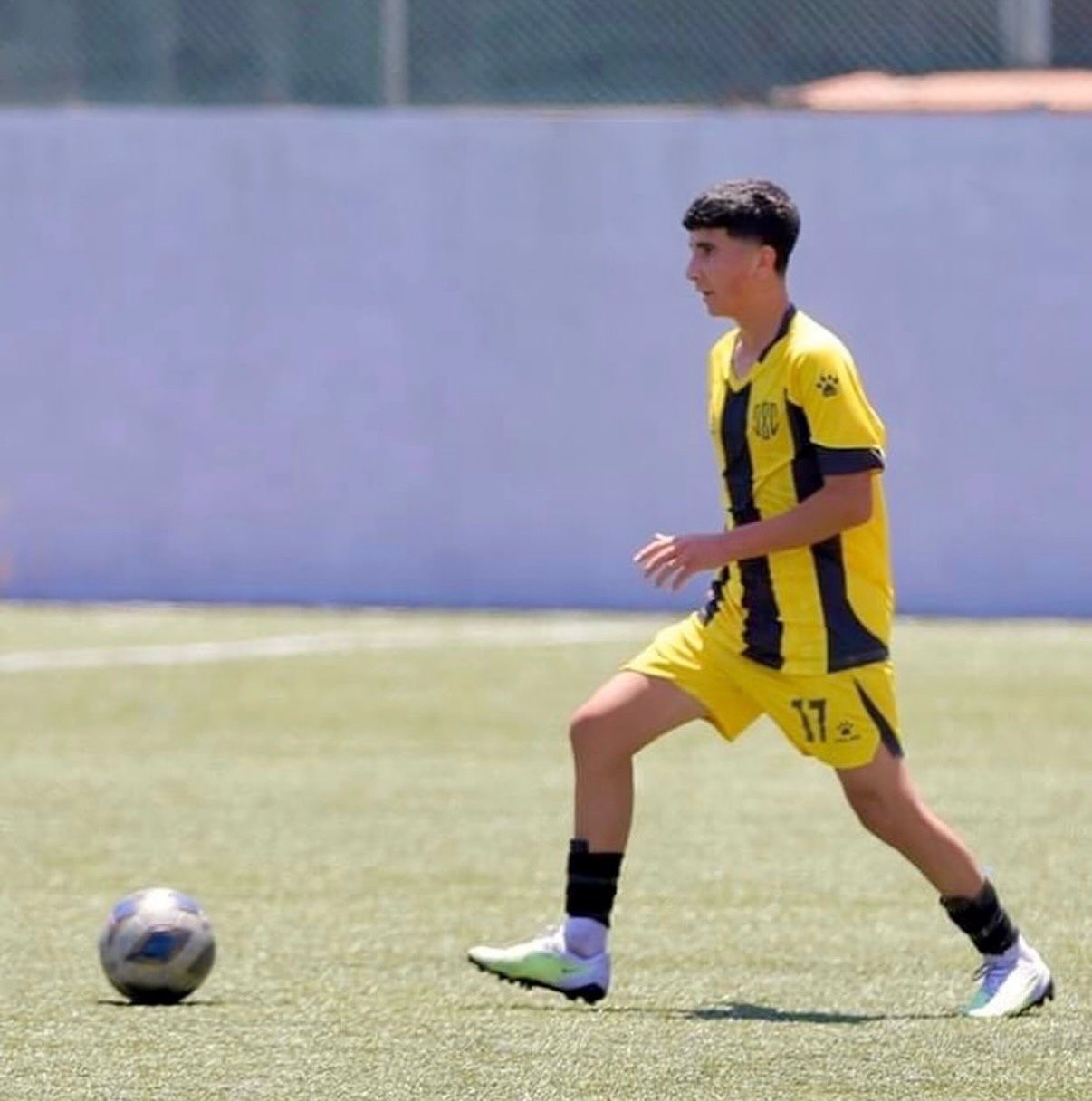 Football Lebanon - لاعب شباب الساحل وابن نادي العهد هادي زبيب شهيدا