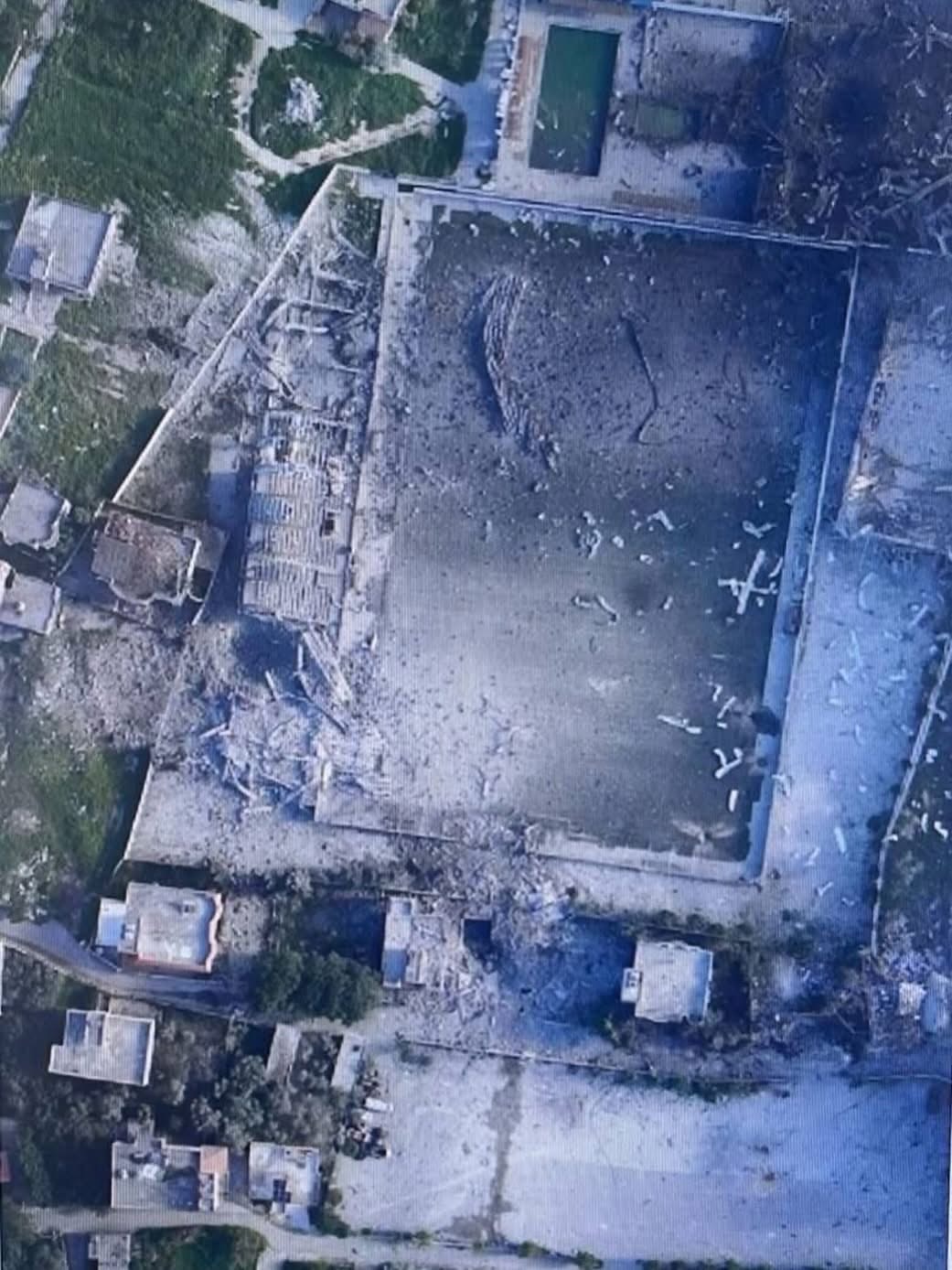 Football Lebanon - العدو الصهيوني يدمر ملعب بنت جبيل