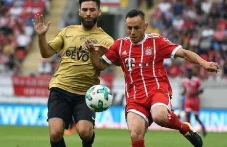 Football Lebanon - درويش يواجه أوبي ميكال في إسبانيا