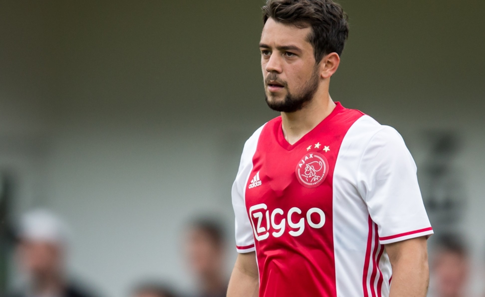 Football Lebanon - أياكس يوافق على عرض نابولي من أجل يونس