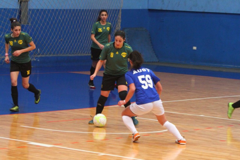 Football Lebanon - فوز الزوق وUSJ وتعادل AUST مع الشويفات في دوري صالات السيدات