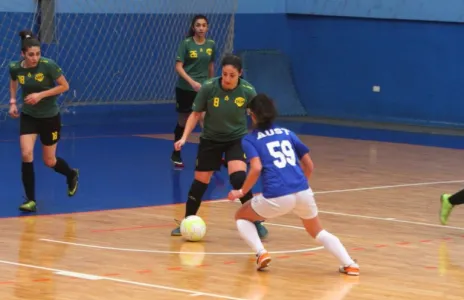 Football Lebanon - فوز الزوق وUSJ وتعادل AUST مع الشويفات في دوري صالات السيدات