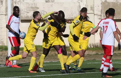 Football Lebanon - العهد قرر الاستغناء عن الثنائي السنغالي