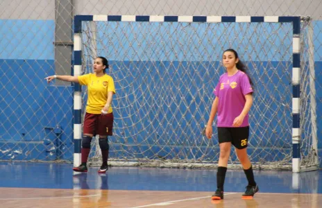 Football Lebanon - فوز الزوق وAUST وUSJ في دوري صالات السيدات