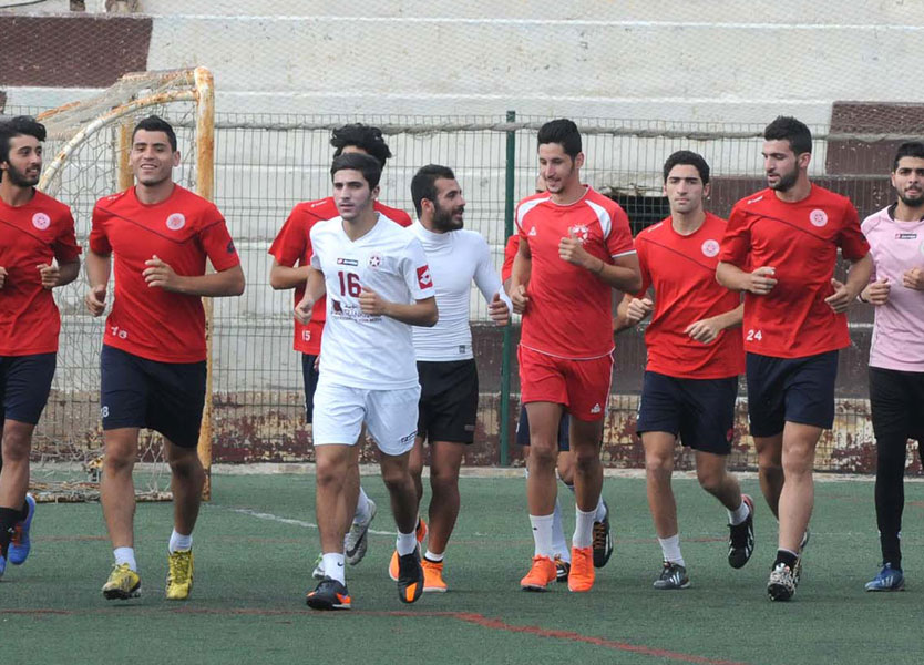 Football Lebanon - تمارين النجمة امام ابواب مقفلة