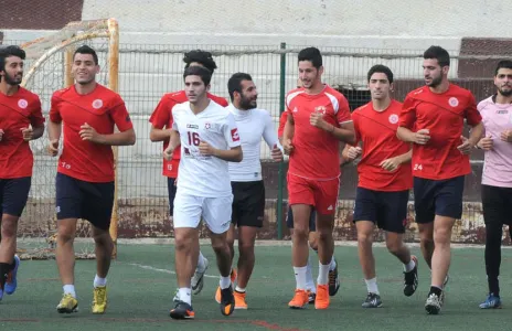 Football Lebanon - تمارين النجمة امام ابواب مقفلة