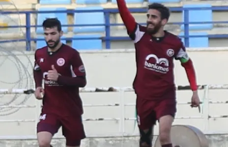 Football Lebanon - النجمة يخطف الصدارة بفوزه على الصفاء