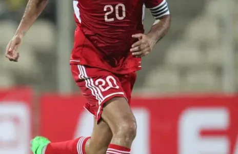 Football Lebanon - عنتر يودع كرة القدم من بوابة ناديه الأم