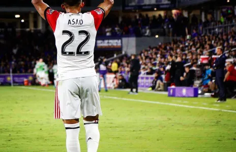 Football Lebanon - أخبار المحترفين | أسعد أفضل لاعب في مباراة الـ MLS وأهداف بقدمي غملوش وجرادي