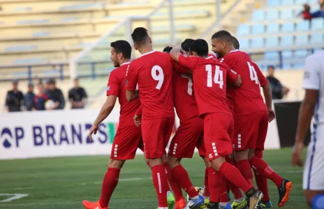 Football Lebanon - لبنان يطيح بماليزيا في الوقت القاتل وينصّب نفسه زعيماً لمجموعته