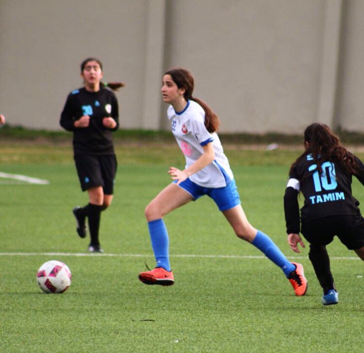 Football Lebanon - فوز كبير للأخاء يؤجل تتويج بيريتوس