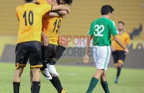 Football Lebanon - غملوش بطلاً للدوري الكويتي بتمريرتين حاسمتين
