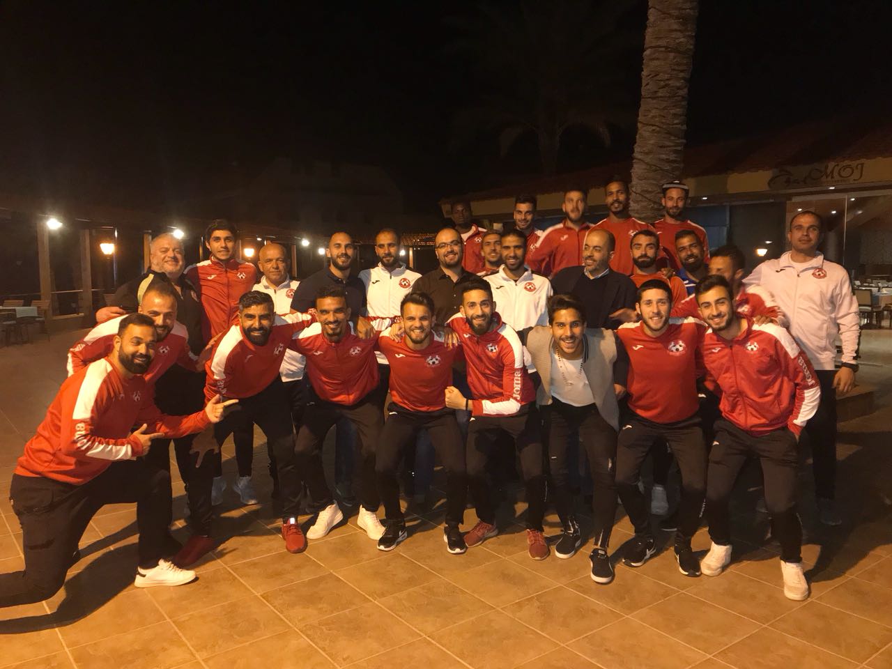 Football Lebanon - شهيّب وعبد الخالق يزوران مقر بعثة الإخاء الاهلي عاليه تحفيزا للاعبين 