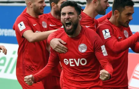 Football Lebanon - أخبار المحترفين | درويش قريب من إقصائيات الـ Liga 3 وأبيّا على مشارف لقب الـ Clausura