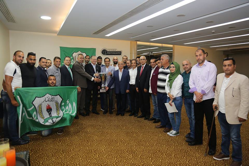 Football Lebanon - الانصار يستقبل المهنئين بحضور رئيسه التاريخي