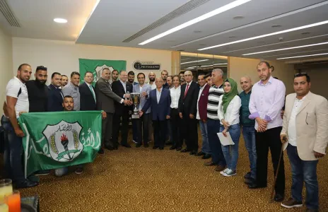 Football Lebanon - الانصار يستقبل المهنئين بحضور رئيسه التاريخي