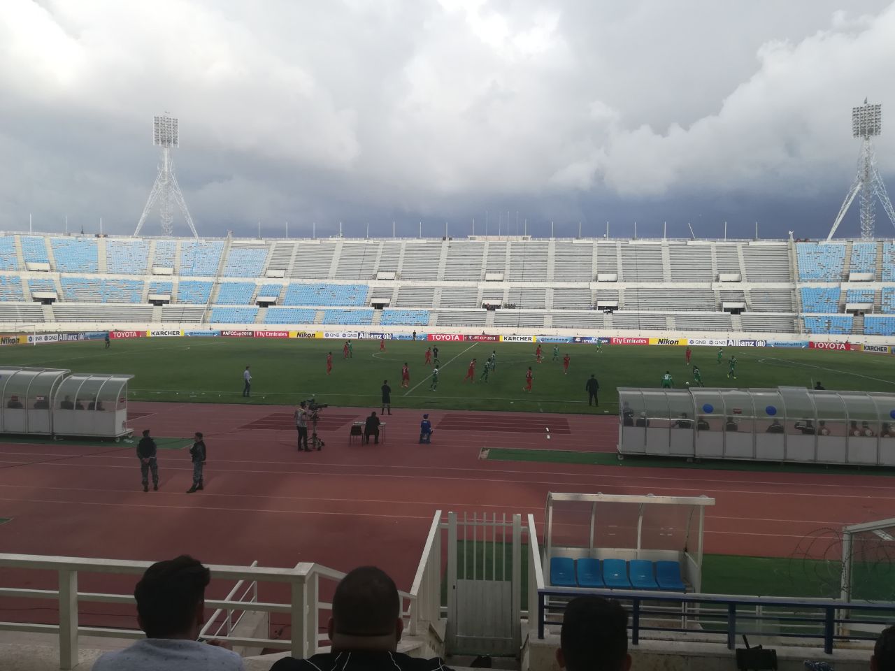 Football Lebanon - إنحسار المنافسة بين الأنصار والفيصلي الاردني