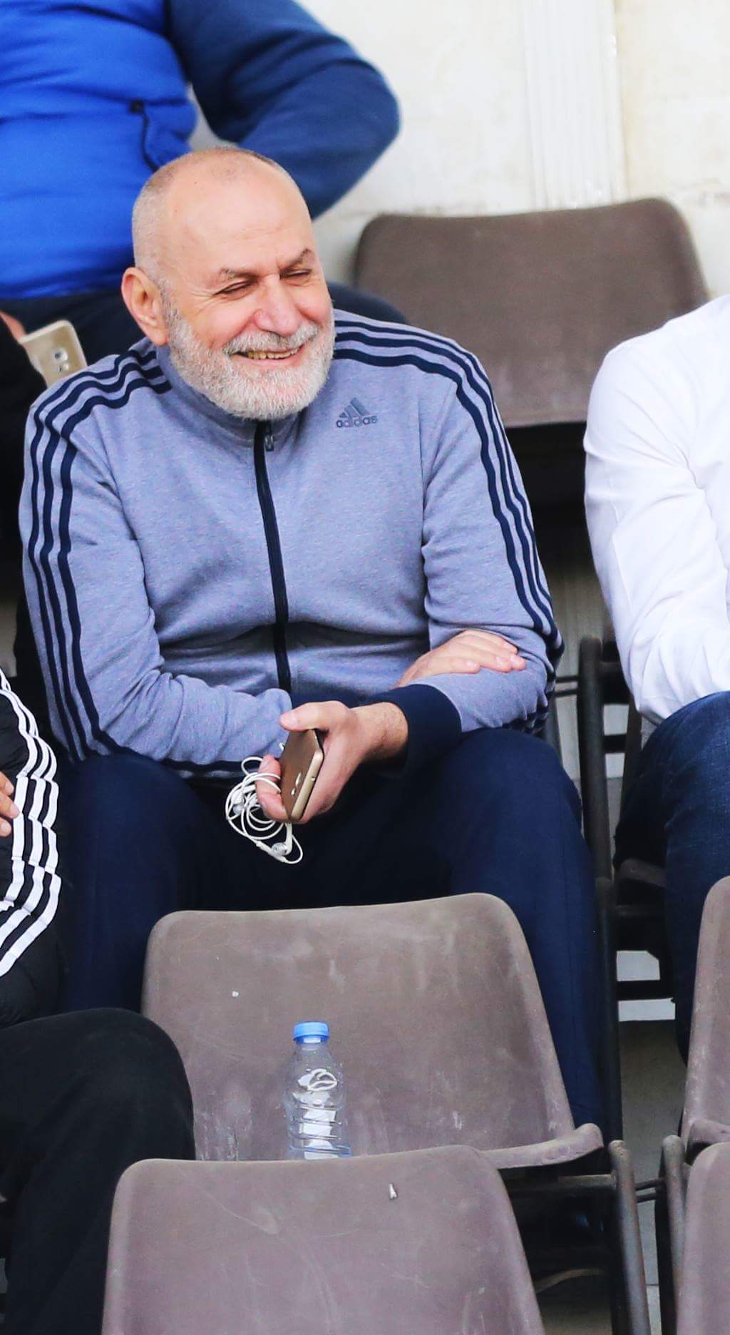 Football Lebanon - الشحف لـ Football Lebanon | لا يكتمل مسمّى اللعبة الشعبية بدون جمهور