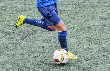 Football Lebanon - لاعب الإصلاح في طريقه إلى اندية الطليعة 