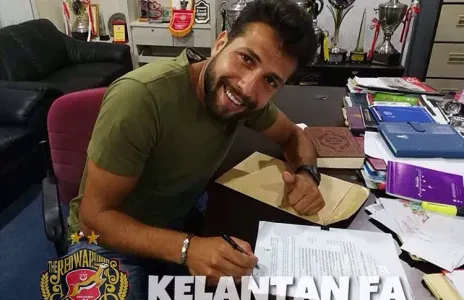 Football Lebanon - إستدعي المل لمعسكر المنتخب و مواجهة ماليزيا