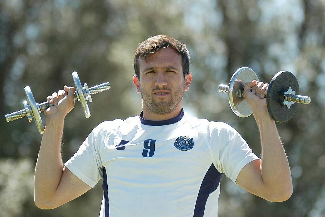 Football Lebanon - سوق الإنتقالات | 3 أندية مكسيكية تلاحق المهاجم الجديد لمنتخب لبنان