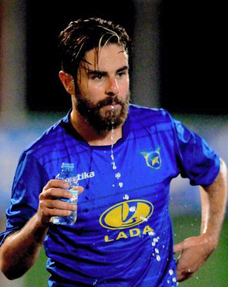 Football Lebanon - الفدائي الفلسطيني يقترب من صفوف الأنصار 