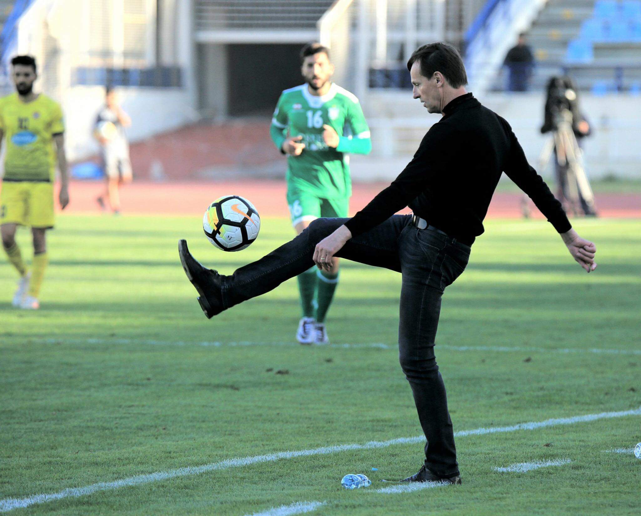 Football Lebanon - مدرب الأنصار اللبناني مرشح لتولي تدريب  منتخب مصر الأول 