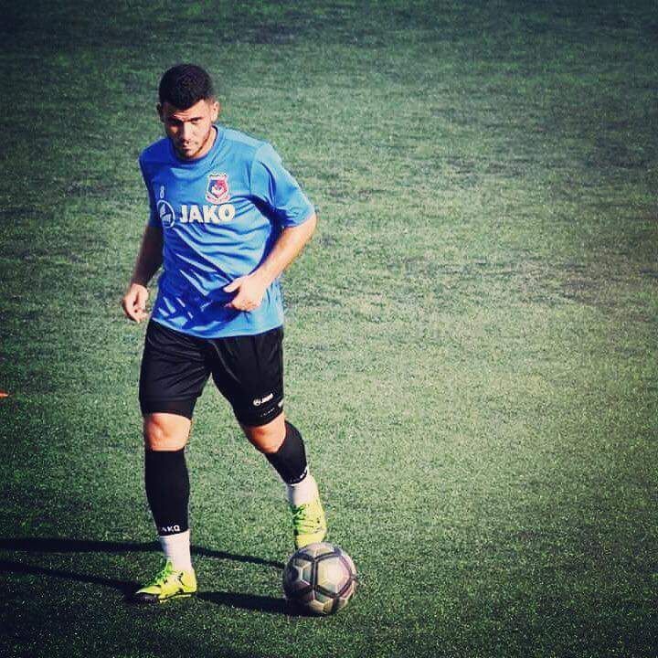 Football Lebanon - ملاح إلى البرج بدلاً من السلام زغرتا