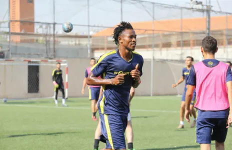 Football Lebanon - يعقوبو يلتحق بفريقه الاسبوع المقبل