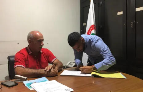 Football Lebanon - السلام زغرتا يتعاقد مع جابر ويجدد لميهايلوفيتش