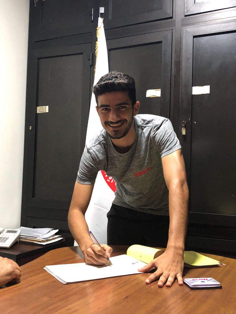 Football Lebanon - خاص Football Lebanon | رباعي العربي يوقع على كشوفات الصفاء 