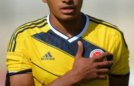 Football Lebanon - خاص Football Lebanon | نجم منتخب كولومبيا إلى الأنصار للتجربة 