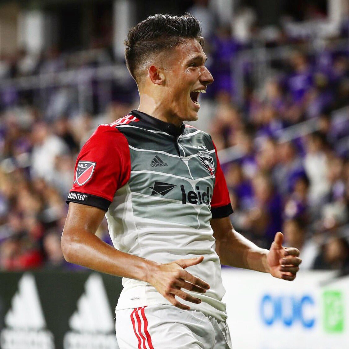 Football Lebanon - أسعد ينال جائزة AT&T لأجمل هدف