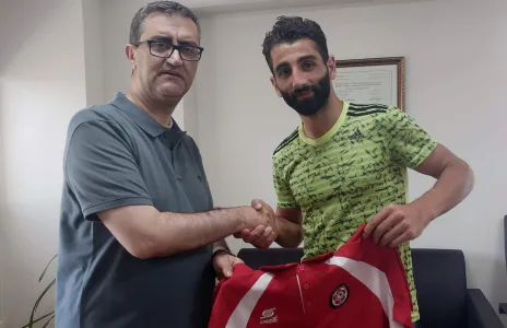 Football Lebanon - السلام يخطف هداف الراسينغ بضربة معلم من الأبونا