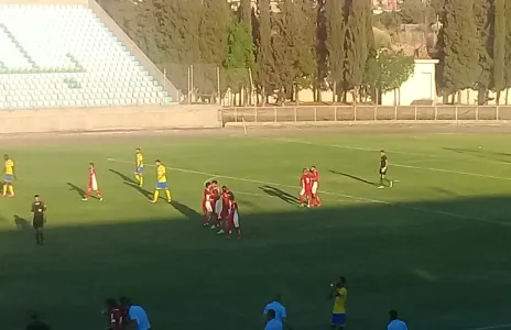 Football Lebanon - النجمة يفتتح النخبة بثلاثية في شباك الصفاء