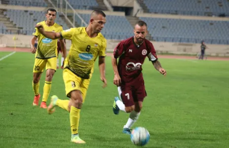 Football Lebanon - قمة بين العهد والنجمة قبل مواجهة الأهلي المصري 