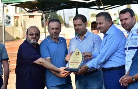 Football Lebanon - حركة أمل تكرم امين سر نادي العهد في بلدته أنصار 